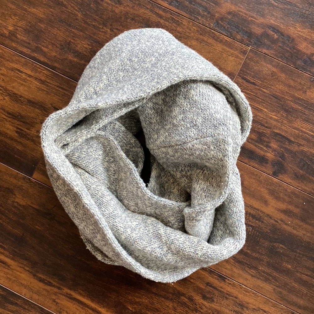 LL Bean Infinity Scarf - Picture 7 of 10